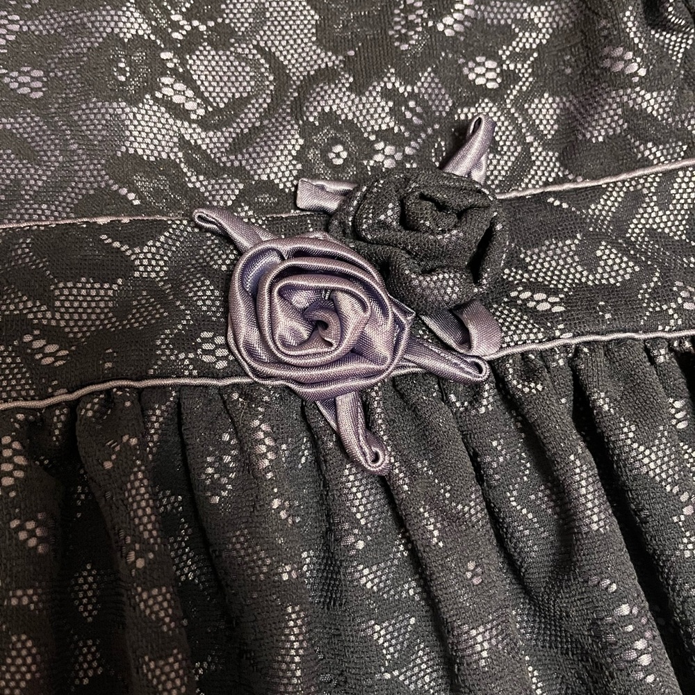 Dress - Picture 6 of 7